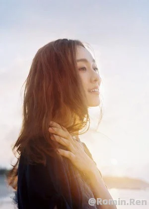 歌曲：悄悄告诉你